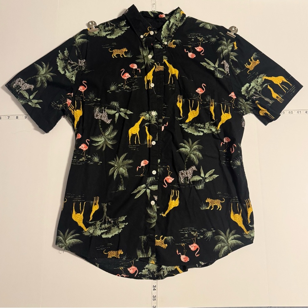 Old Navy Black African Print Short Sleeve Shirt